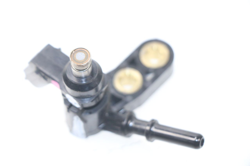 photo de INJECTEUR HONDA PCX (JF47) 125 (2012 - 2013)