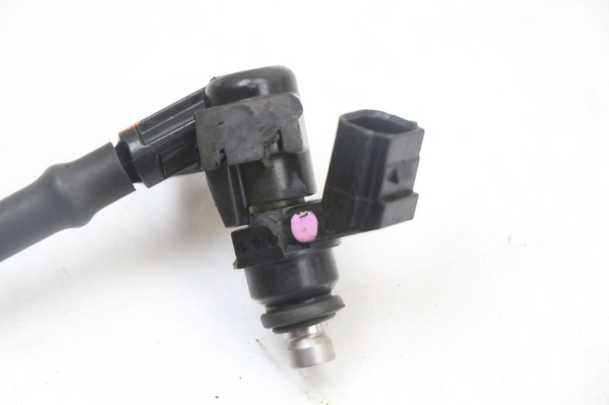 photo de INJECTEUR HONDA PCX (JF47) 125 (2012 - 2013)