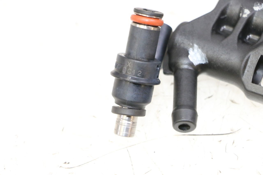 photo de INJECTEUR SYM JOYMAX 250 (2013 - 2017)