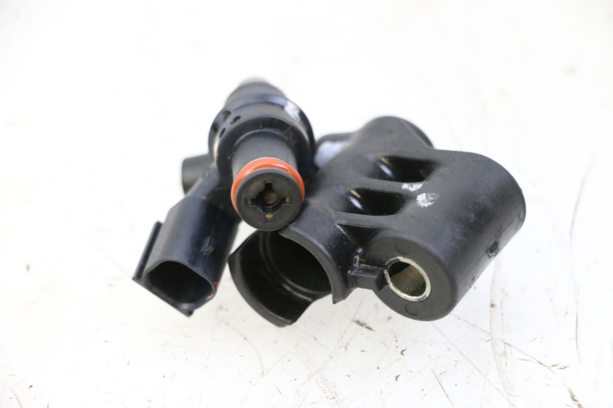 photo de INJECTEUR SYM JOYMAX 250 (2013 - 2017)