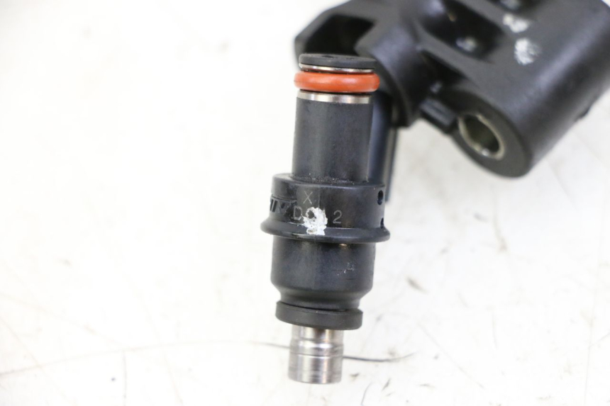 photo de INJECTEUR SYM JOYMAX 250 (2013 - 2017)