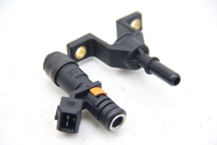 photo de INJECTEUR PEUGEOT KISBEE 2T 50 (2018 - 2022) - Autre angle de vue