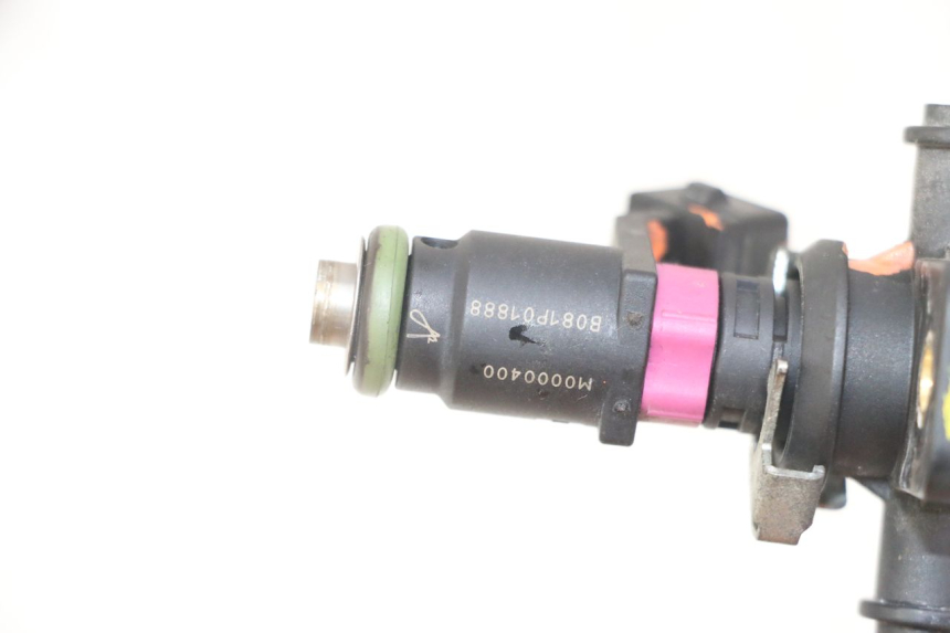 photo de INJECTEUR PIAGGIO MP3 LT 300 (2010 - 2016) - Autre angle de vue
