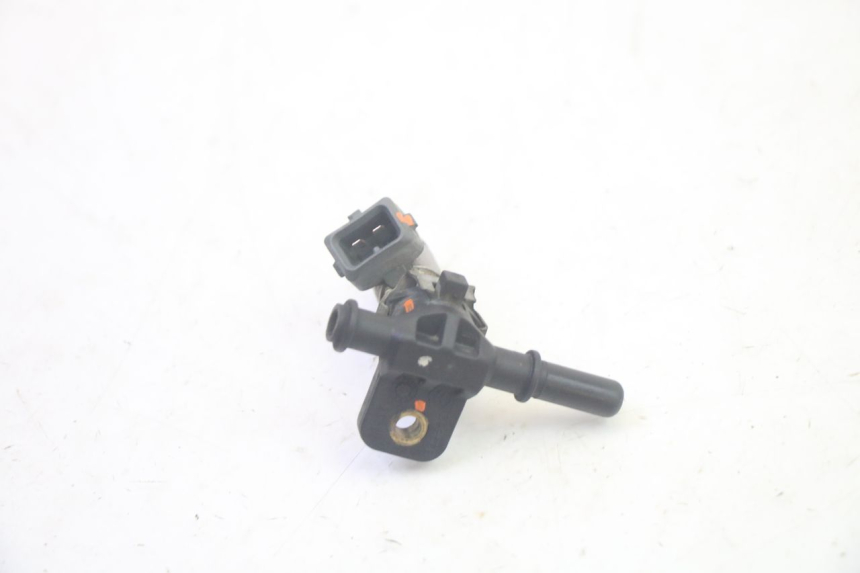 photo de INJECTEUR PIAGGIO MP3 LT 400 (2007 - 2012) - Zoom état d’usage