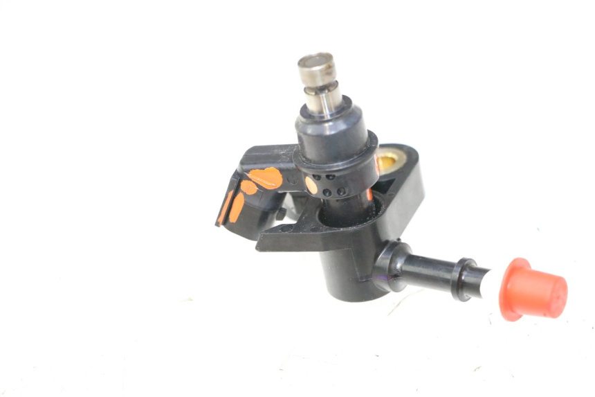 photo de INJECTEUR HONDA PCX (JF28) 125 (2009 - 2011) - Autre angle de vue