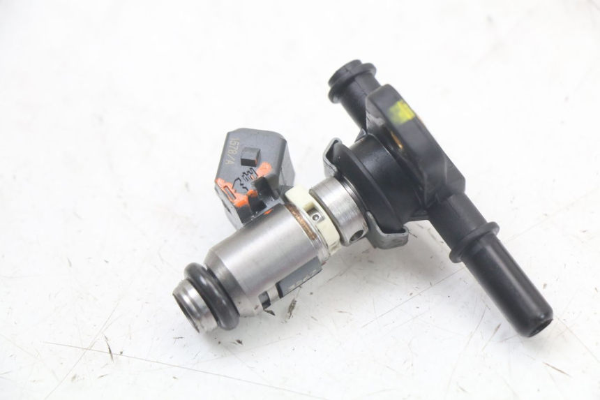 photo de INJECTEUR PIAGGIO MP3 HPE 350 (2018 - 2020)