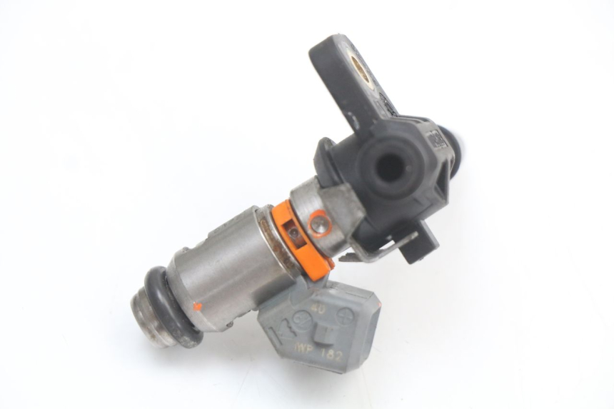 photo de INJECTEUR PIAGGIO X10 125 (2012 - 2017)