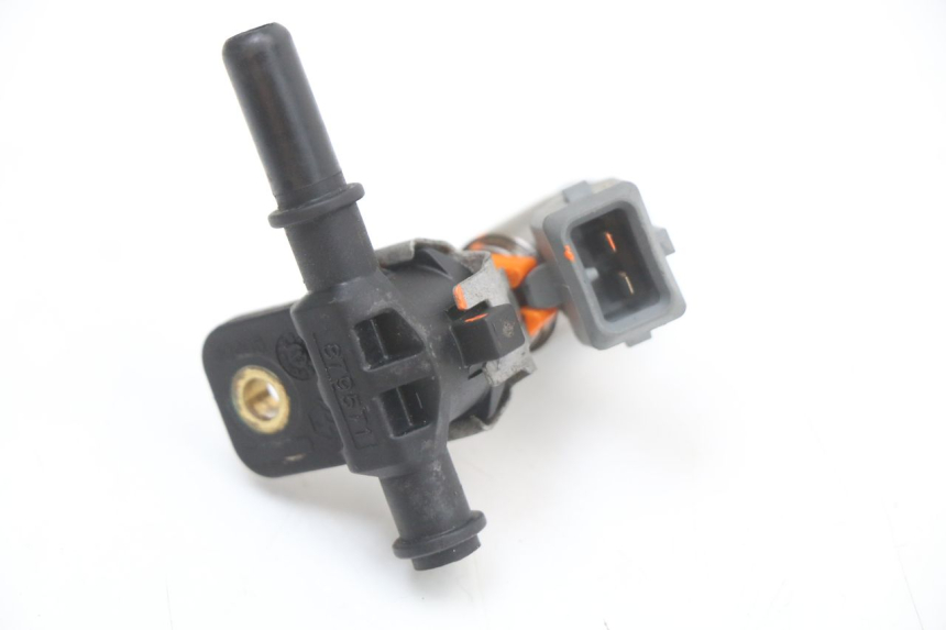 photo de INJECTEUR PIAGGIO X10 125 (2012 - 2017)