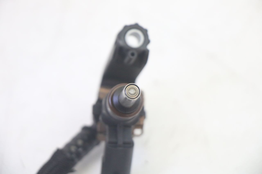 photo de INJECTEUR BMW R GS 1250 (2021 - 2024) - Marquages et références