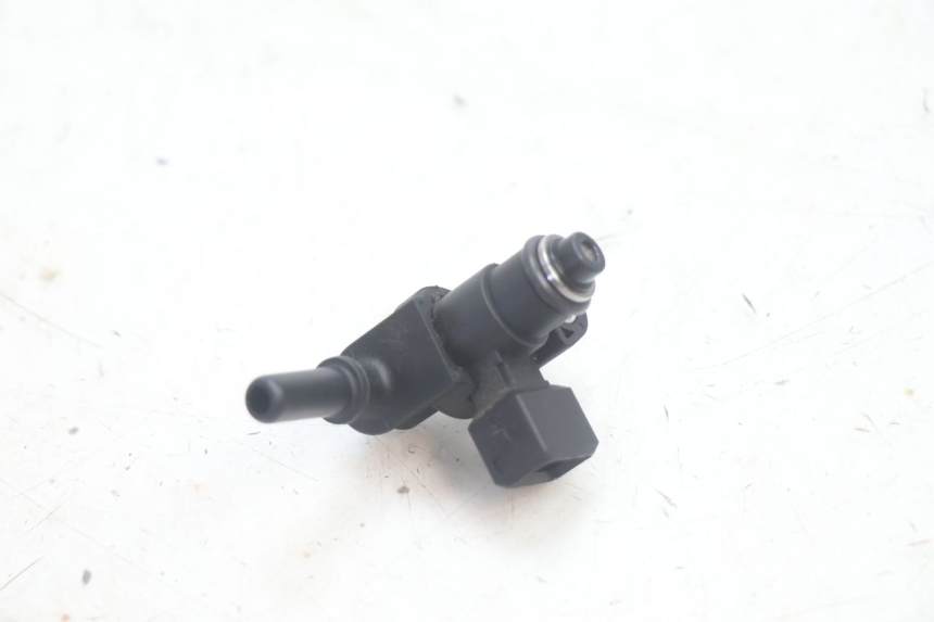 photo de INJECTEUR JM MOTORS R-MAX TECH 50 (2024 - 2026) - Gros plan technique