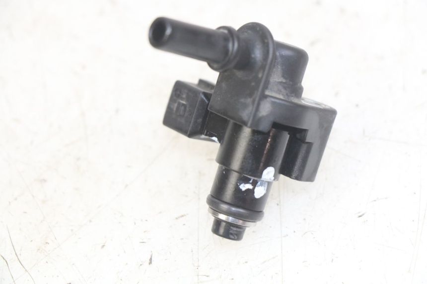 photo de INJECTEUR TNT MOTOR ROMA 10' 4T 50 (2019 - 2022) - Gros plan technique