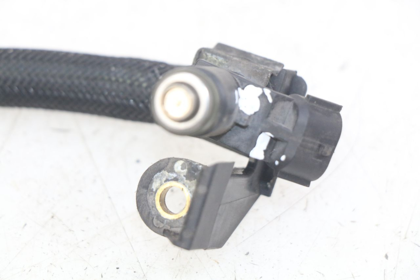photo de INJECTEUR PEUGEOT SATELIS 125 (2006 - 2009) - Autre angle de vue