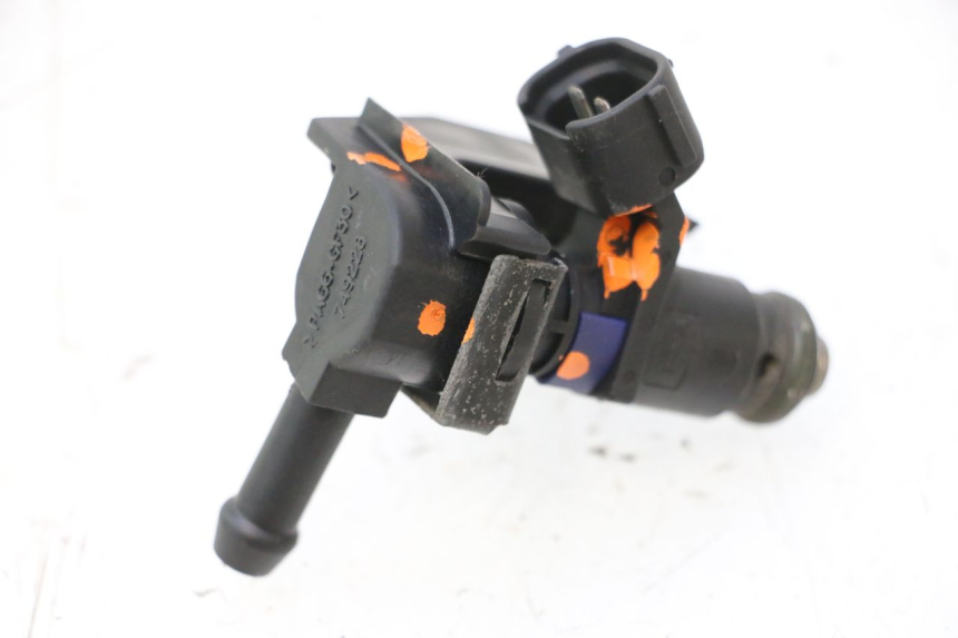 photo de INJECTEUR PEUGEOT SATELIS 125 (2006 - 2009) - Points de fixation