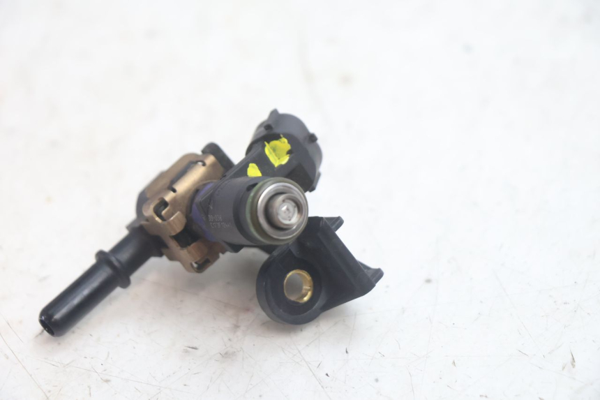 photo de INJECTEUR PEUGEOT SATELIS 125 (2013 - 2018) - Gros plan technique
