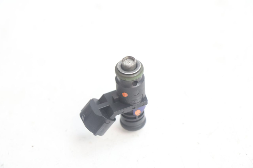 photo de INJECTEUR PEUGEOT SATELIS 125 (2013 - 2018) - Autre angle de vue