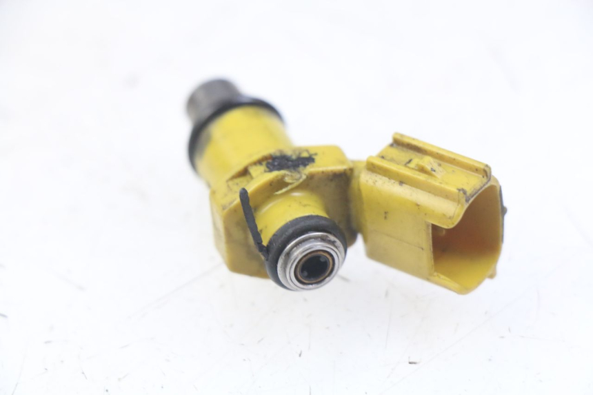 photo de INJECTEUR SUZUKI SIXTEEN 125 (2008 - 2010) - Autre angle de vue