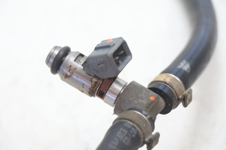 photo de INJECTEUR DUCATI SS IE DS CARENEE 1000 (2002 - 2006) - État de surface