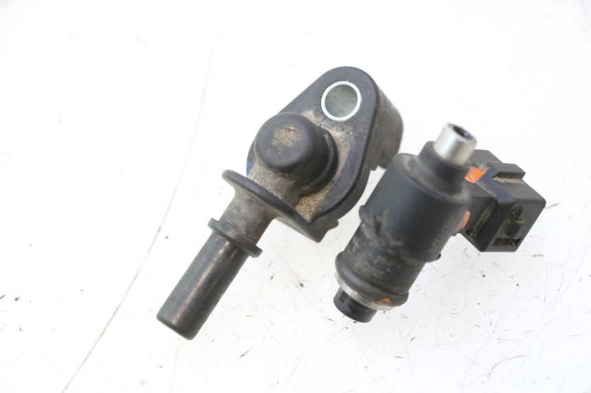 photo de INJECTEUR VASTRO STREET S 50 (2016 - 2021) - Points de fixation