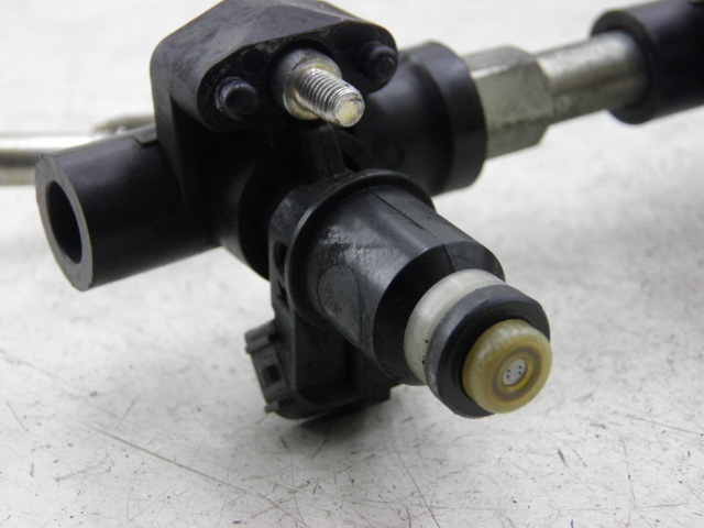 photo de INJECTEUR SUZUKI BURGMAN EXECUTIVE 650 (2008 - 2010)