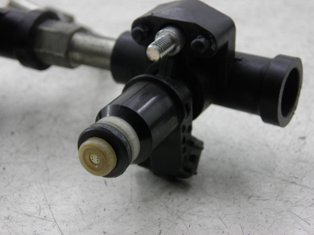 photo de INJECTEUR SUZUKI BURGMAN EXECUTIVE 650 (2008 - 2010)