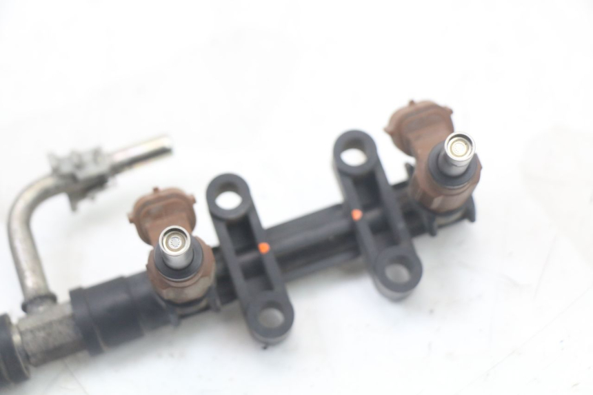 photo de INJECTEUR SUZUKI GSR 750 (2011 - 2017)