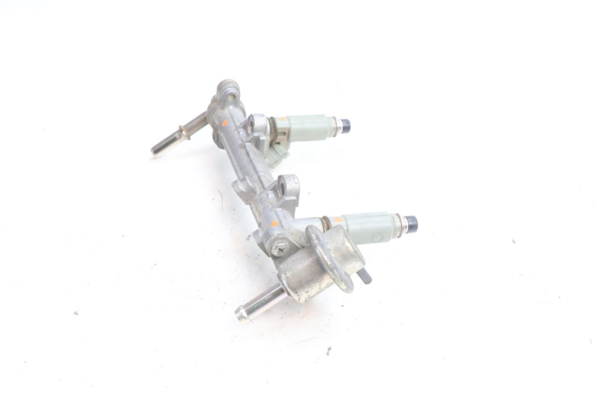 photo de INJECTEUR YAMAHA TDM ABS 900 (2002 - 2014) - Points de fixation