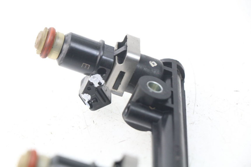 photo de INJECTEUR TRIUMPH SPRINT ST ABS 1050 (2005 - 2007)
