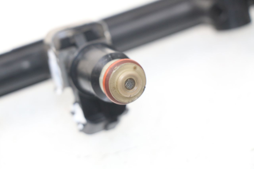 photo de INJECTEUR TRIUMPH SPRINT ST ABS 1050 (2005 - 2007)