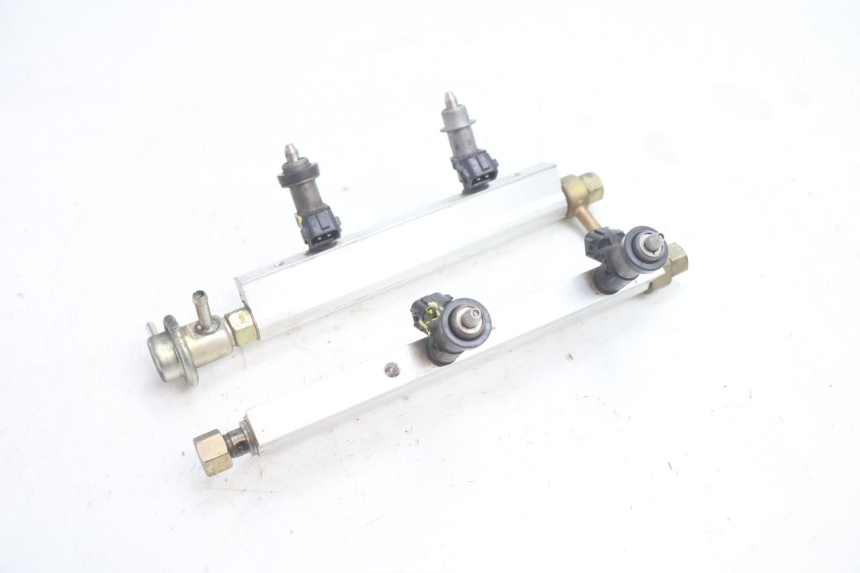photo de INJECTEUR HONDA VFR FI RC46 800 (1998 - 2001) - État de surface