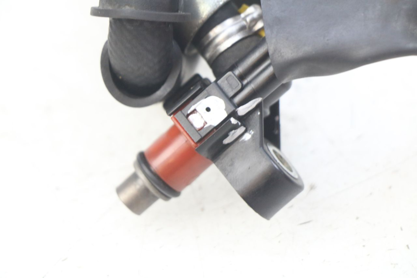 photo de INJECTEUR YAMAHA X-MAX XMAX 125 (2010 - 2014)