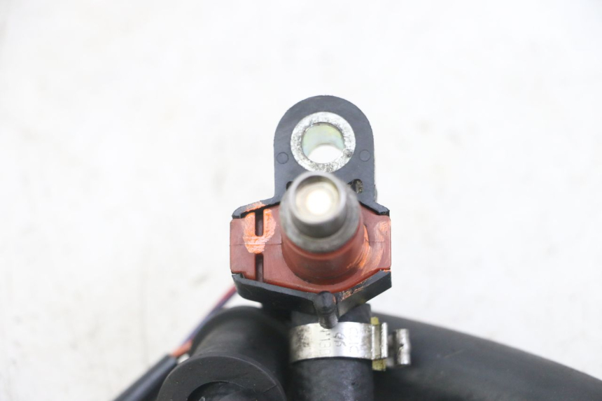 photo de INJECTEUR YAMAHA X-MAX XMAX 125 (2010 - 2014)