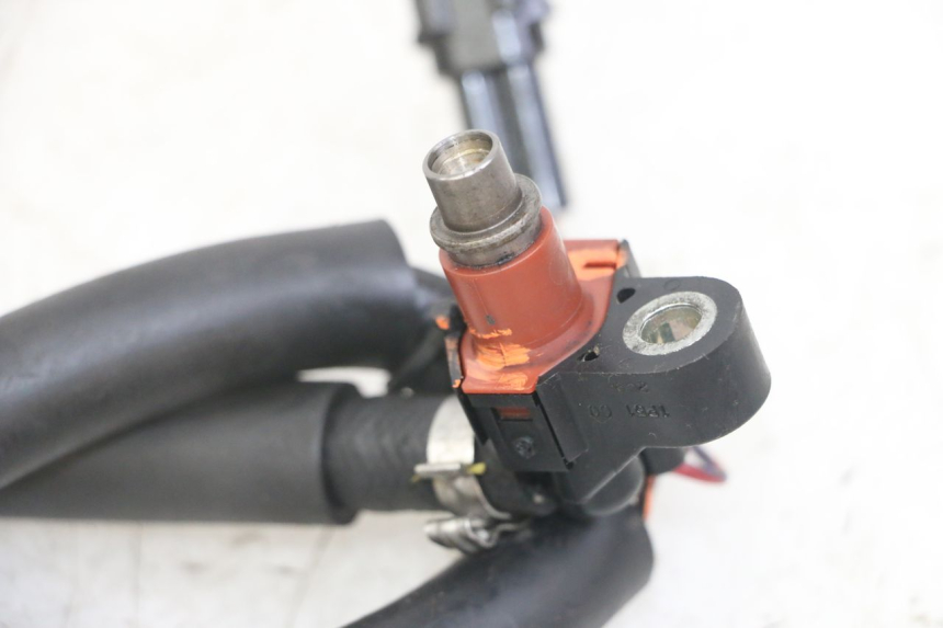 photo de INJECTEUR YAMAHA X-MAX XMAX 125 (2010 - 2014)