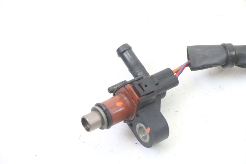photo de INJECTEUR YAMAHA XMAX X-MAX 125 (2006 - 2009)