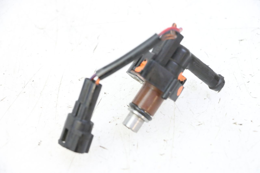 photo de INJECTEUR YAMAHA X-MAX XMAX 250 (2006 - 2009)