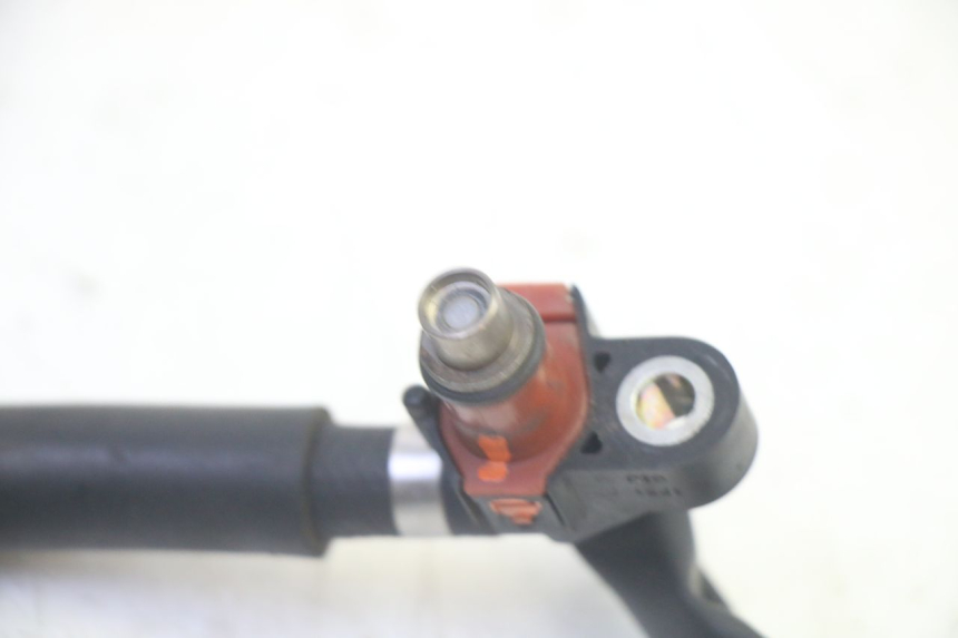 photo de INJECTEUR YAMAHA X-MAX XMAX 125 (2010 - 2014) - État de surface