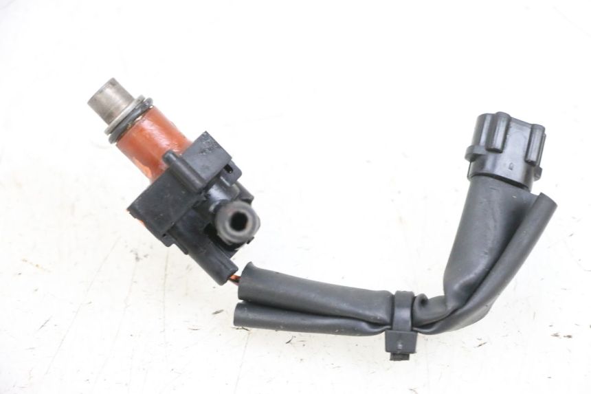 photo de INJECTEUR YAMAHA XMAX X-MAX 125 (2006 - 2009) - Détail de la pièce