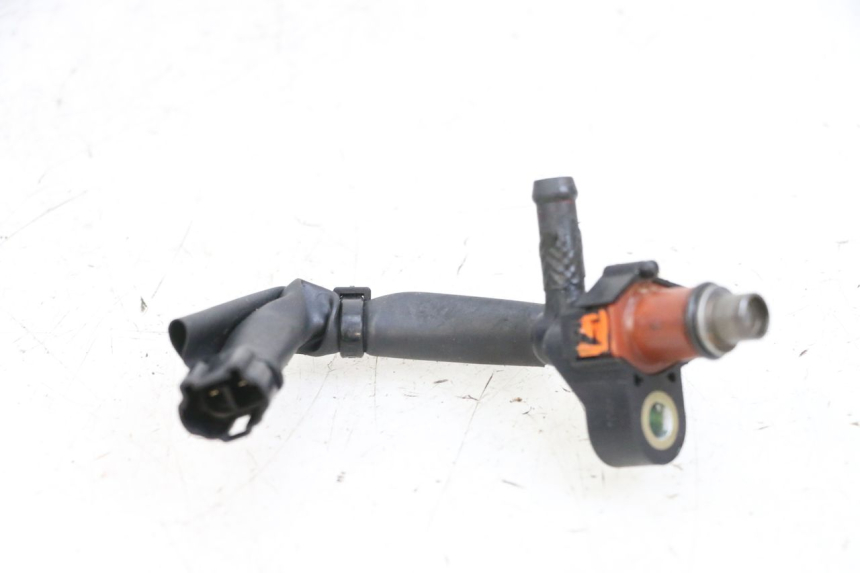 photo de INJECTEUR YAMAHA XMAX X-MAX 125 (2006 - 2009) - Vue d’ensemble