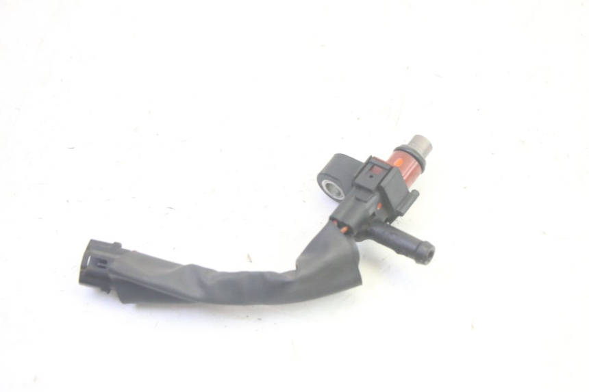 photo de INJECTEUR YAMAHA XMAX X-MAX 125 (2006 - 2009) - Gros plan technique