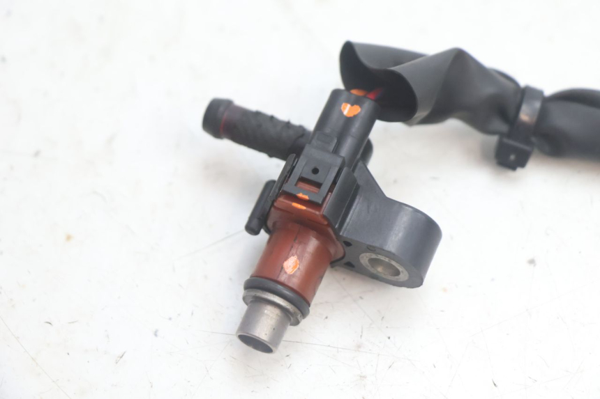 photo de INJECTEUR YAMAHA XMAX X-MAX 125 (2006 - 2009) - Détail de la pièce