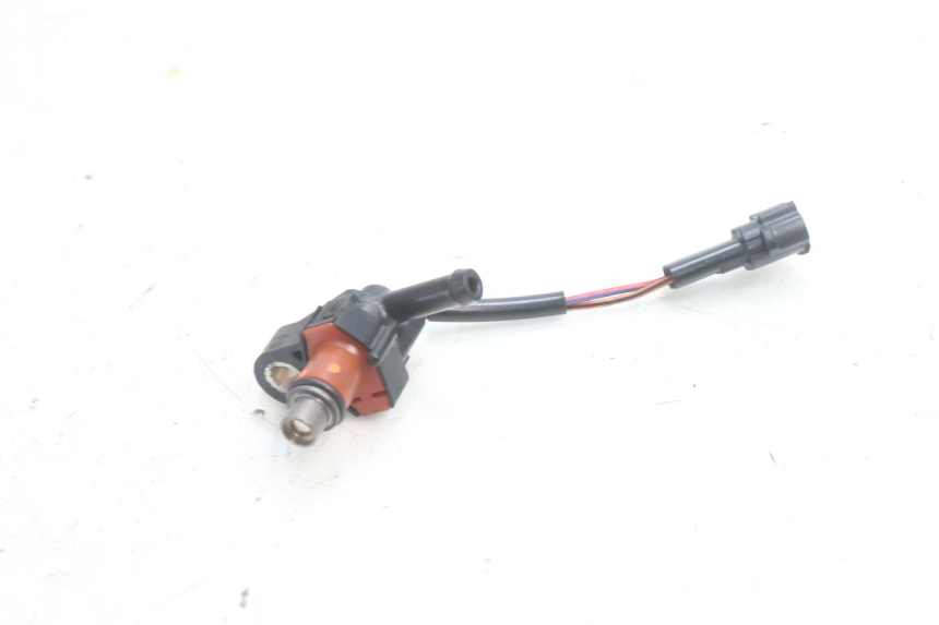 photo de INJECTEUR YAMAHA X-MAX XMAX 125 (2010 - 2013) - Gros plan technique