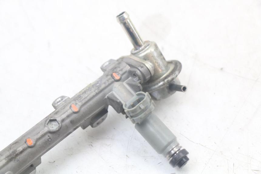 photo de INJECTEUR YAMAHA TDM ABS 900 (2002 - 2014)