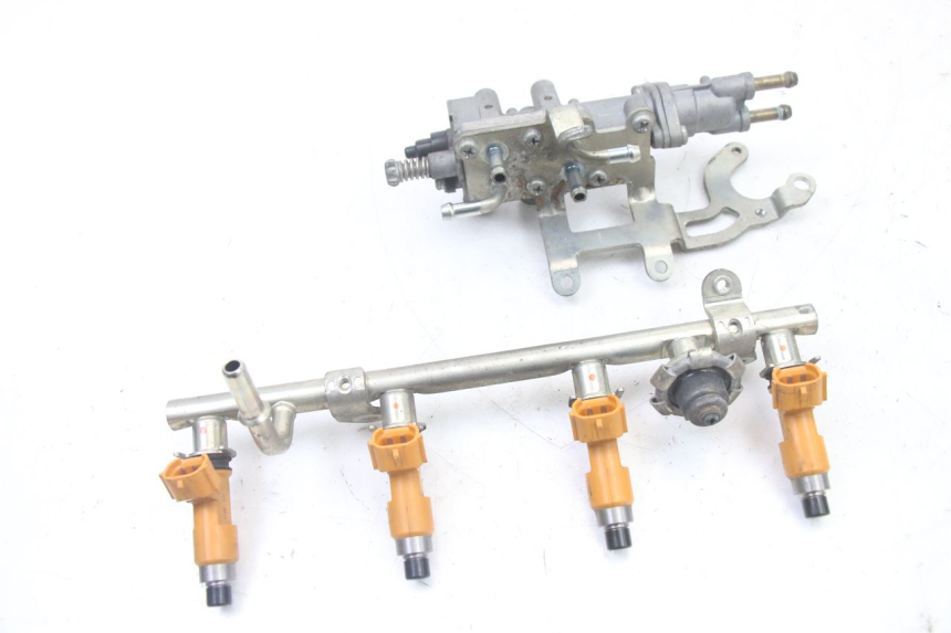 photo de INJECTEUR YAMAHA XJ6 ABS 600 (2008 - 2016)
