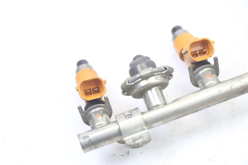 photo de INJECTEUR YAMAHA XJ6 ABS 600 (2008 - 2016)
