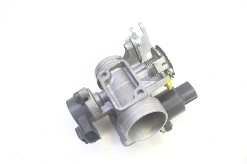 photo de INJECTION SUZUKI BURGMAN 125 (2007 - 2014) - Gros plan technique