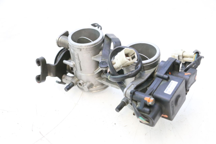 photo de INJECTION KAWASAKI ER-6 ER6 N 650 (2005 - 2009) - État de surface