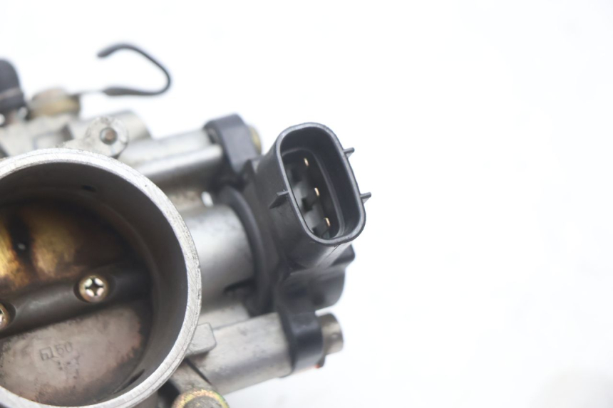 photo de INJECTION YAMAHA FJR 1300 (2001 - 2005) - Autre angle de vue