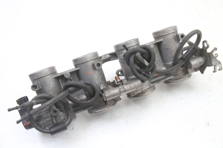 photo de INJECTION YAMAHA FZ6 FAZER S2 600 (2007 - 2011)