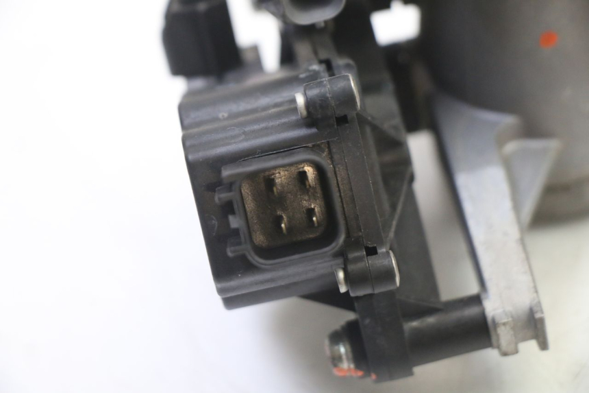 photo de INJECTION SUZUKI GSR 750 (2011 - 2017)