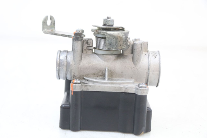 photo de INJECTION PEUGEOT KISBEE 2T 50 (2018 - 2022) - Gros plan technique