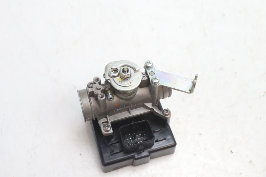 photo de INJECTION PEUGEOT KISBEE 2T 50 (2018 - 2022) - Détail de la pièce